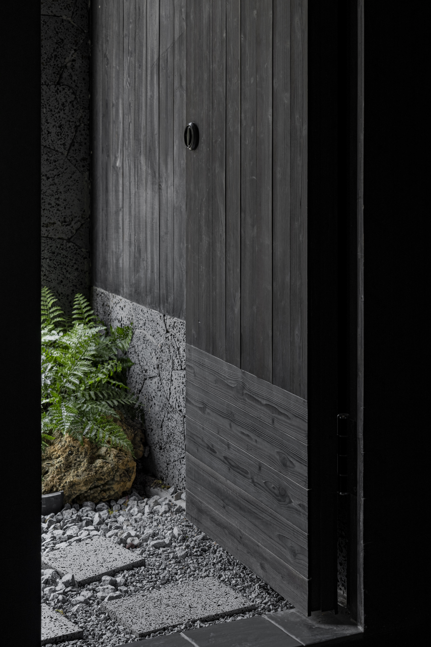 田间之上中国湘菜馆丨中国广州丨黑白木设计-47