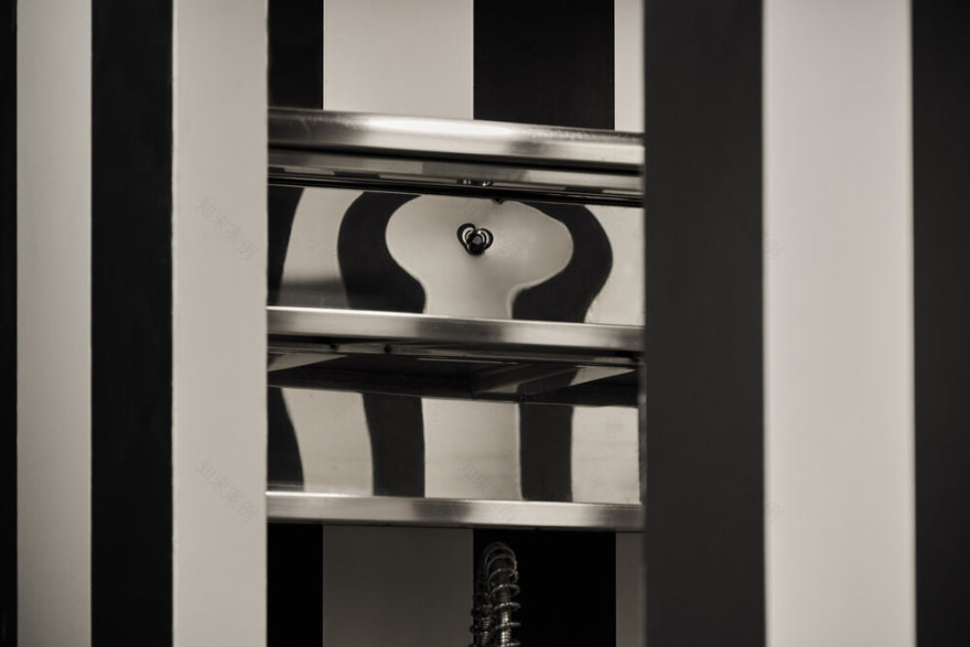 守旧的人披萨外卖丨希腊雅典丨Saint of Athens & ICD Designers-18