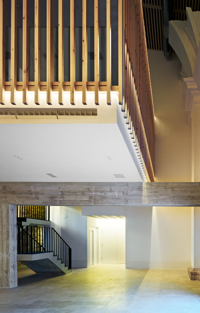 西班牙 16 世纪教堂复兴 | 多功能活动空间-41