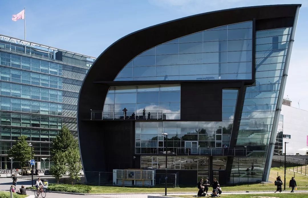 赫尔辛基中央图书馆 | 木质拱形结构的动态空间-61