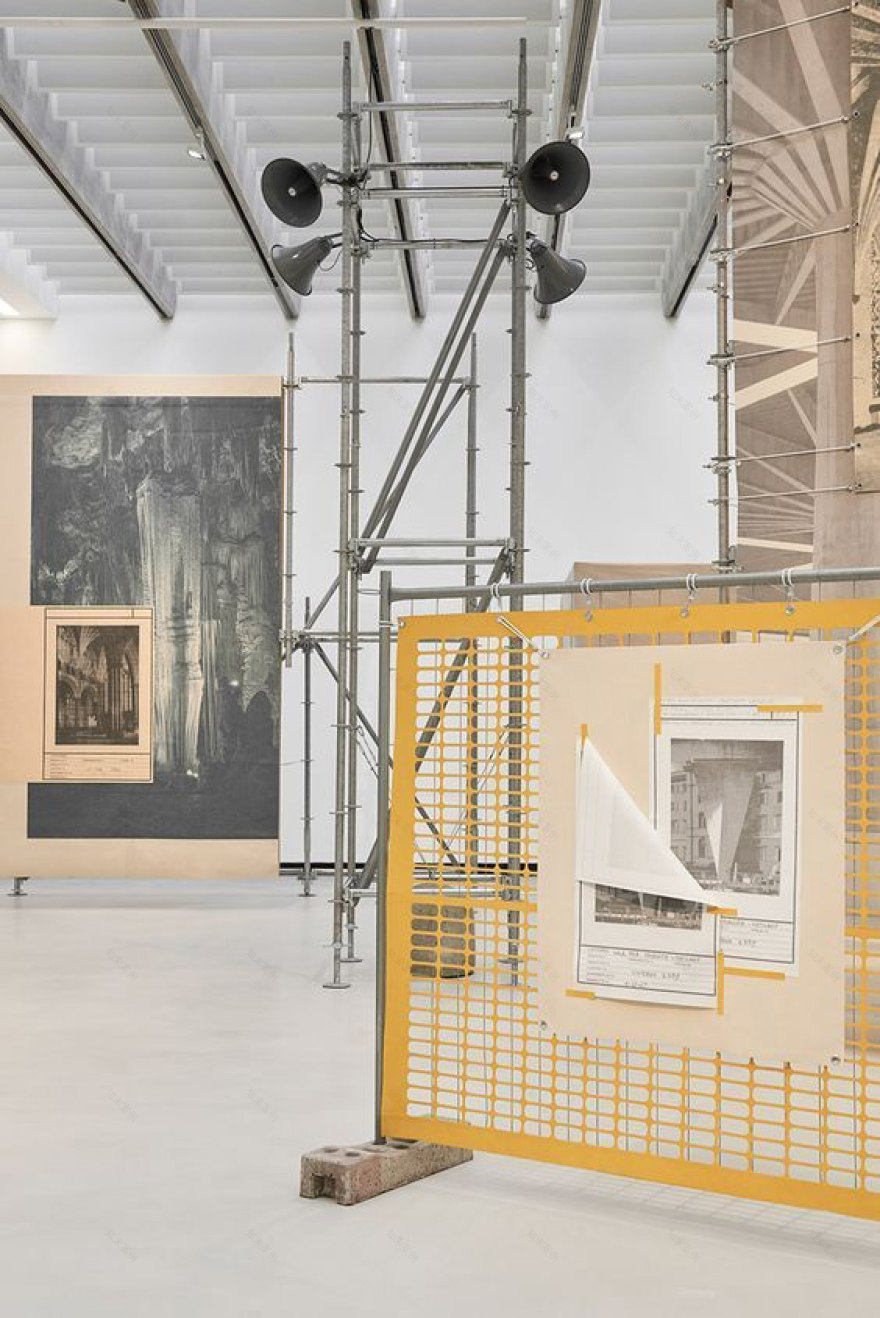 “艺术劳动”展览设计-5