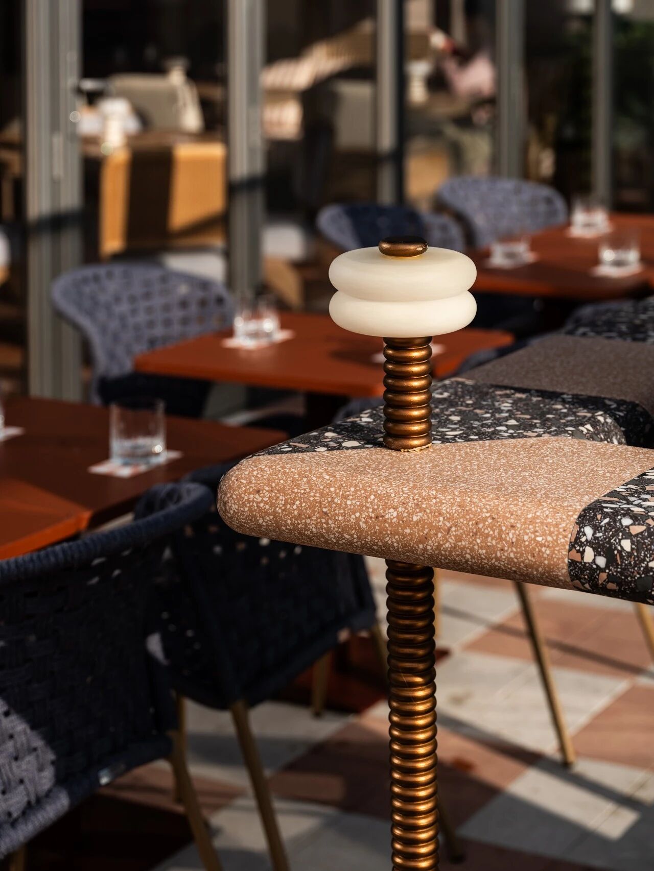 香港尖沙咀金普顿酒店Swim Club天台酒吧丨中国香港丨梁志天设计集团-36