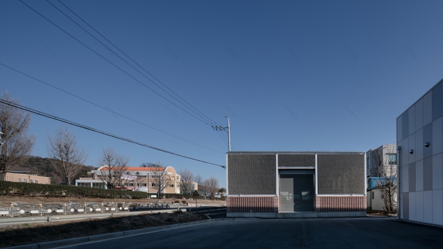 ASAN Warehouse / Studio Atelier Maroo-33
