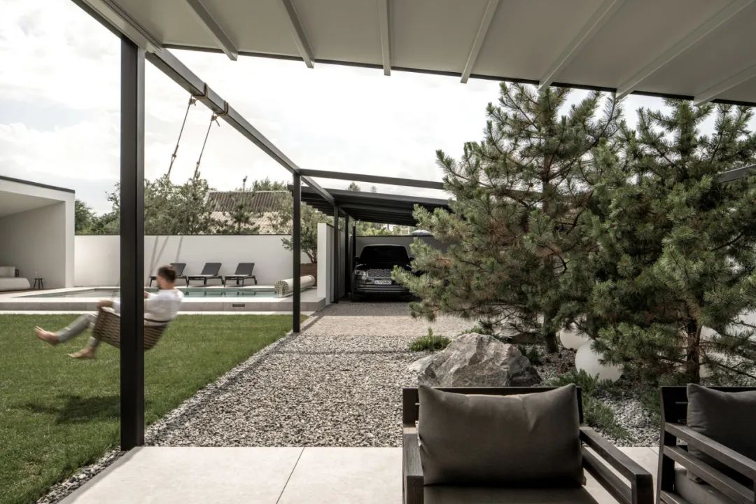 Hotvianskyi 设计独特住宅，功能与美观兼具-26