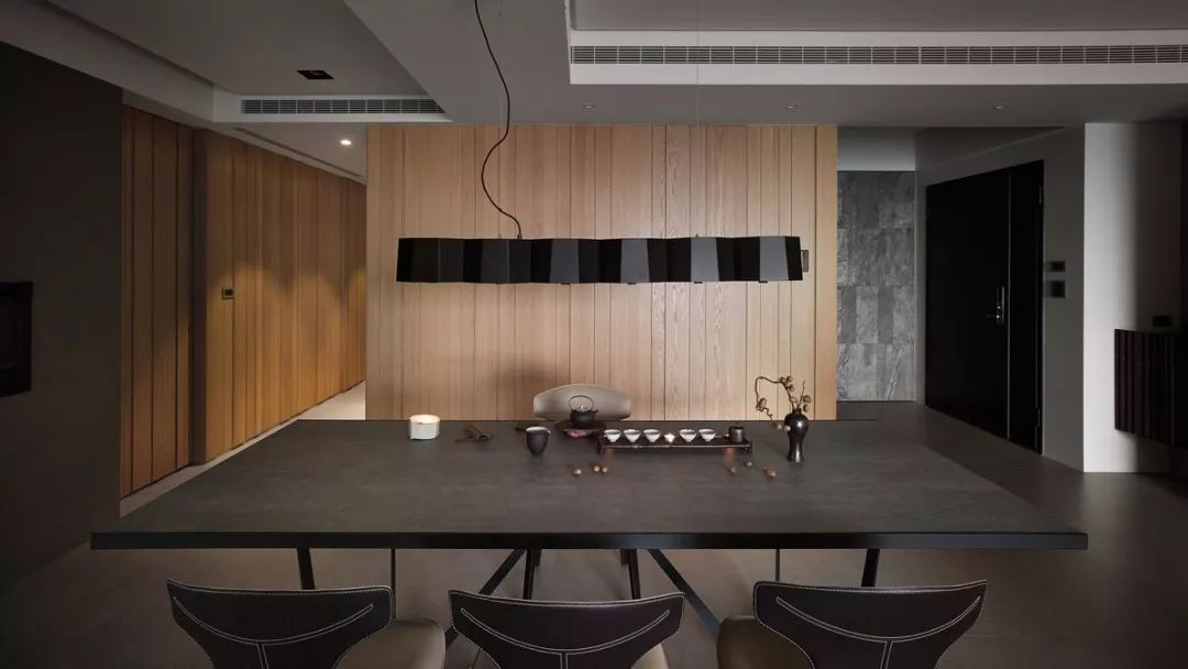 猛虎细嗅蔷薇 | 董秋实的设计之道-31