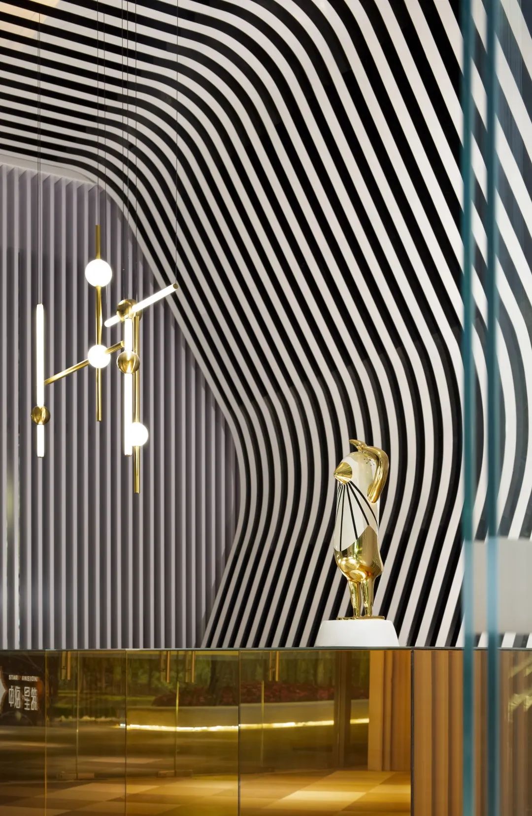  矩阵纵横丨珠海中海星筑苑销售中心设计 丨中国珠海-5