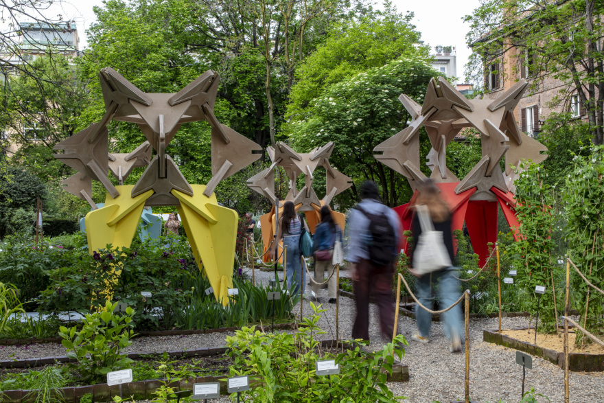 尼拉亚景观装置丨IDIEQ-13