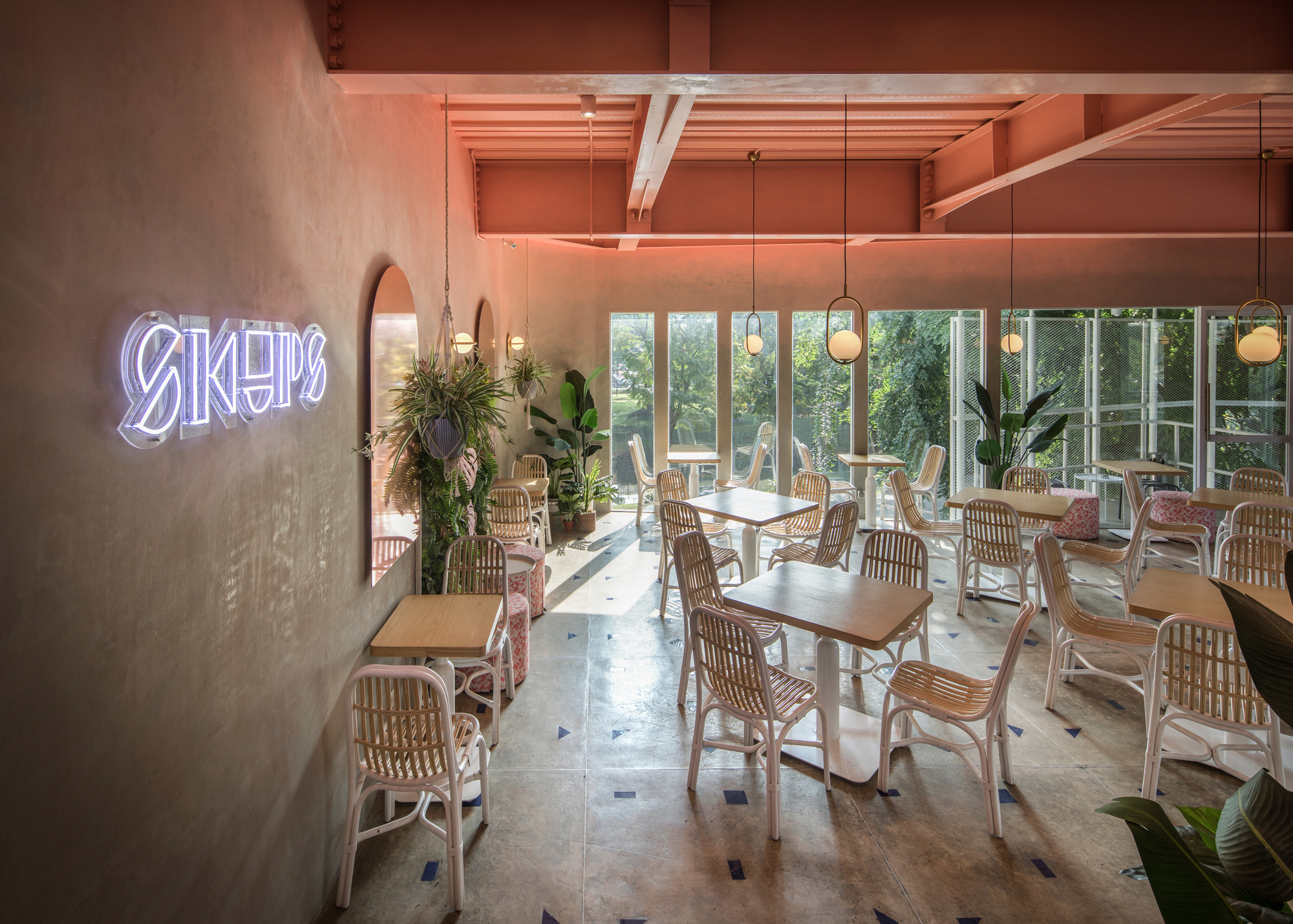 HL Building / BASIO-32