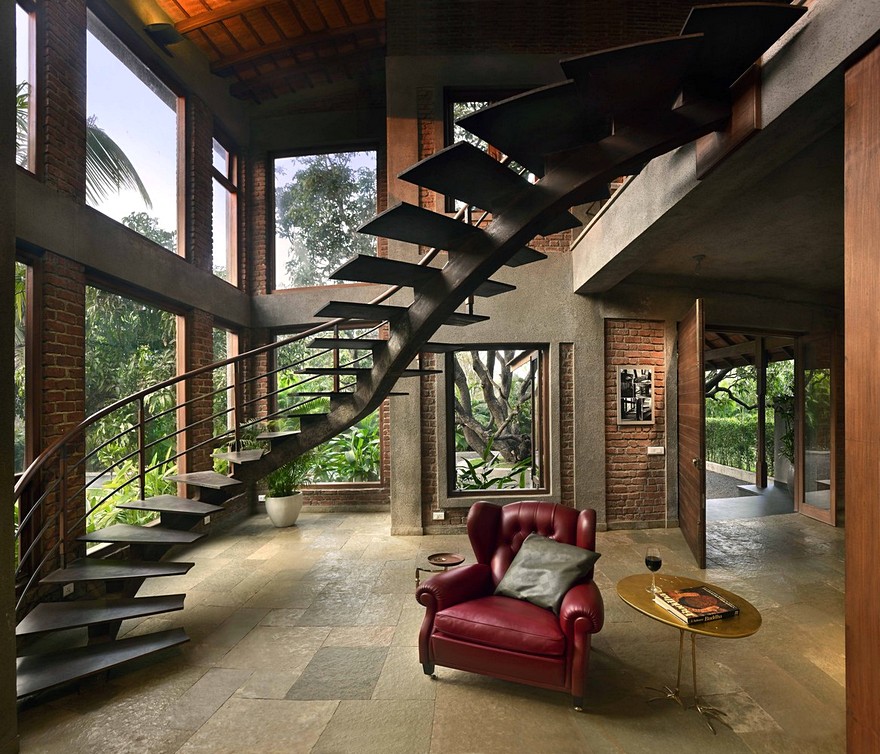 Indian Brick House with an Architectural Design Influenced by a Mango Trees Plantation-24