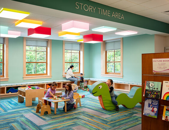 Sharon Public Library（沙伦公共图书馆）-5