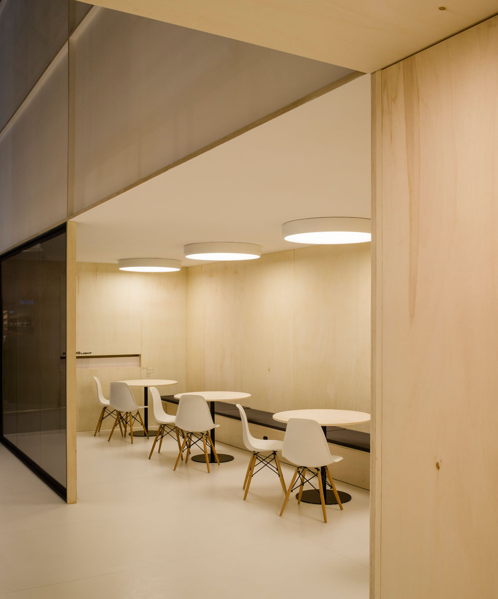 04 22 STAND ARKOSLIGHT EN LA FERIA LIGHT   BUILDING 2016 DE FRANKFURT-5