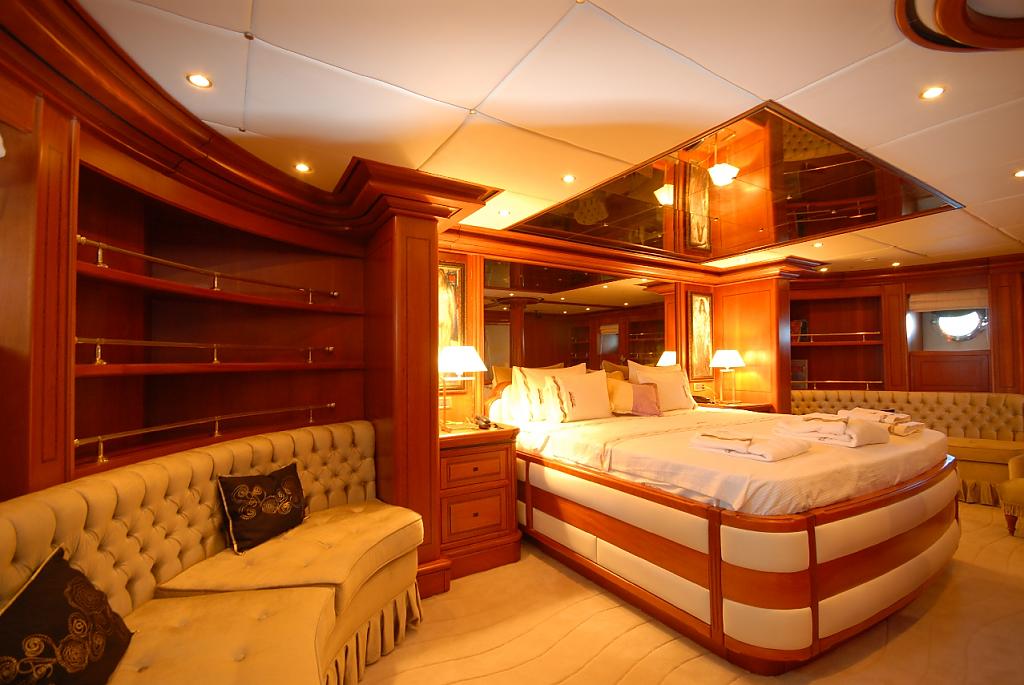 帆船游艇Montigne室内设计-11