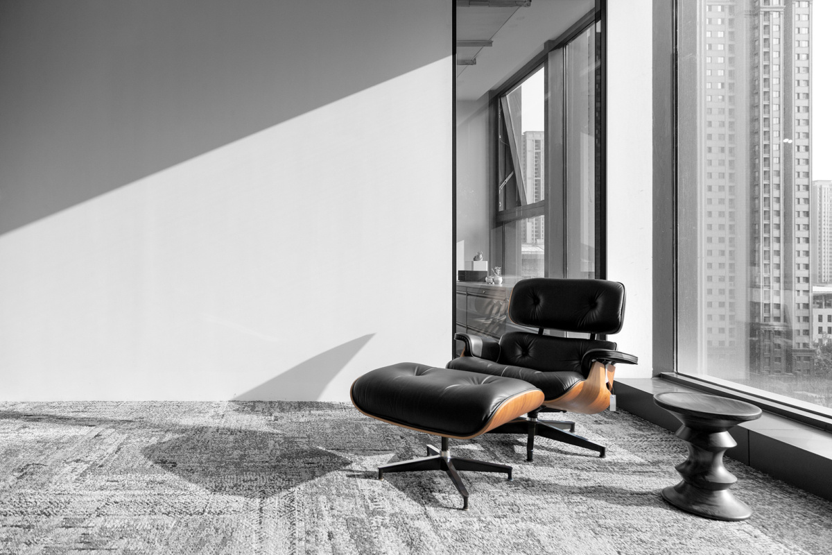 Herman Miller 中国合肥展厅——透明空间中的舒适办公-24