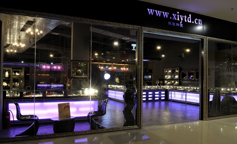 XY水晶店铺装修实景图-1