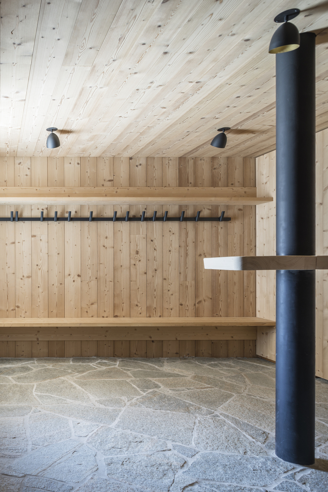 Mountain House  Studio Razavi architecture-60