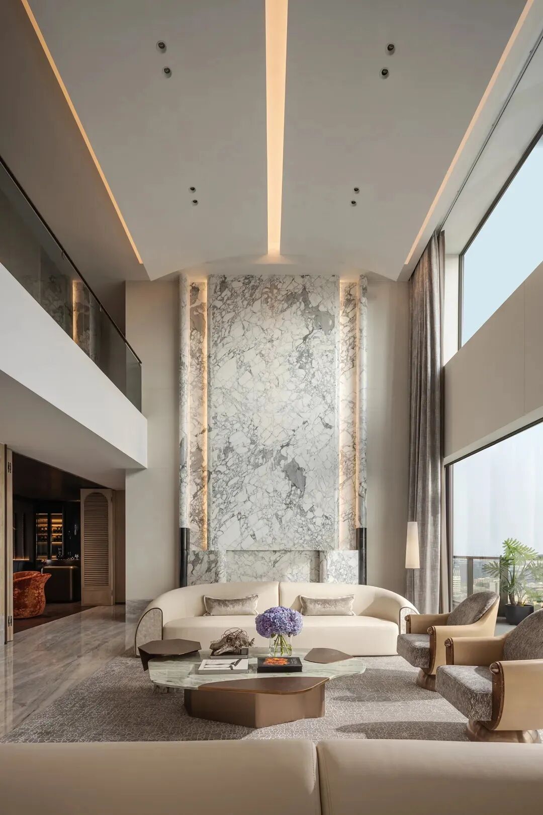 南驰·都湖国际揽湖峯顶层复式丨中国广州丨奥迅设计-40