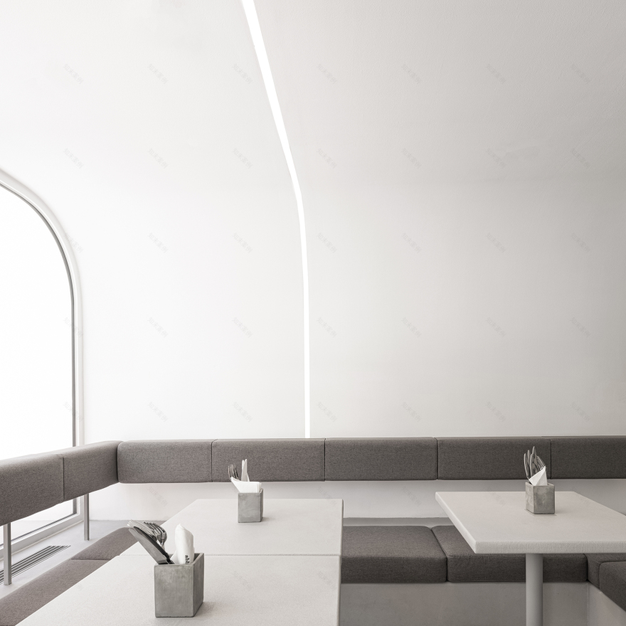 阿博卡小酒馆
注:ABBOCCA可能是特定名称,音译为阿博卡 ;BISTRO常见意思是小酒馆 丨中国北京-8