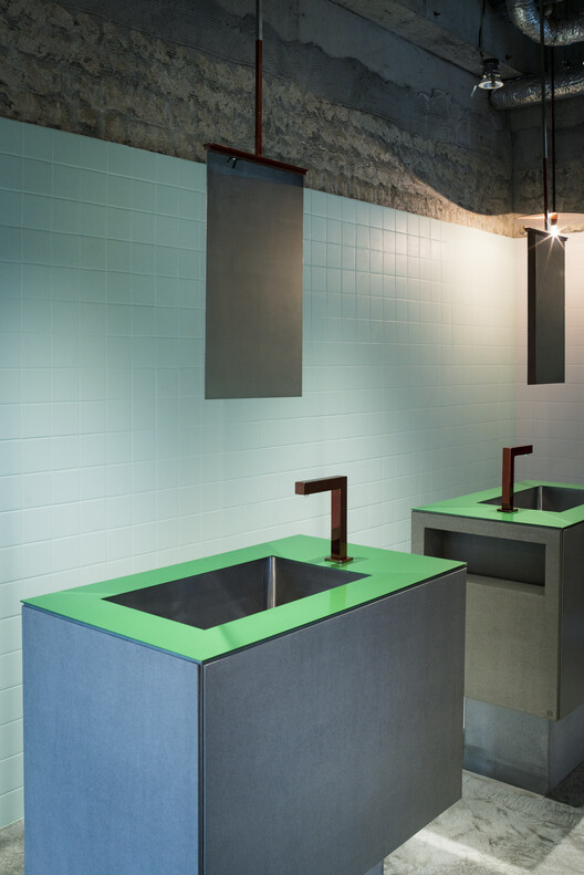 京都圣凯瑟琳高中洗手间设计丨日本京都丨Atelier Satoshi Takijiri Architects-15