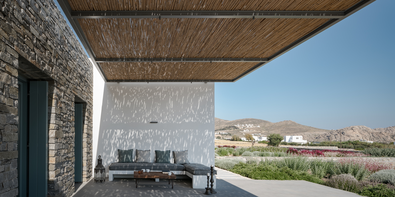 希腊 Paros 岛上的"藏匿与寻找" | 现代简约风格的双宅设计-26