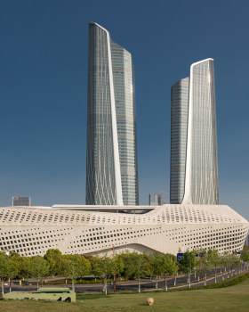 南京青年文化中心 | 扎哈·哈迪德建筑事务所的现代设计