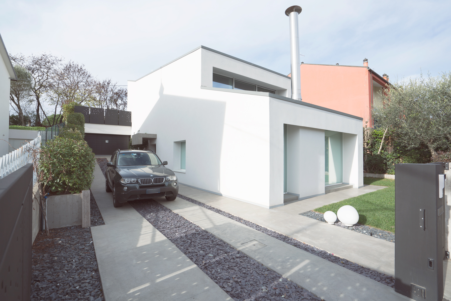 Abitazione moderna - Brandless Studio-0