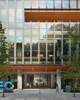 墨西哥城伊比利亚美洲科技大学分校

注：ITESM 一般指墨西哥伊比利亚美洲科技大学（Instituto Tecnológico y de Estudios Superiores de Monterrey），根据具体内容可能会有差异，若有更准确信息可进一步校正