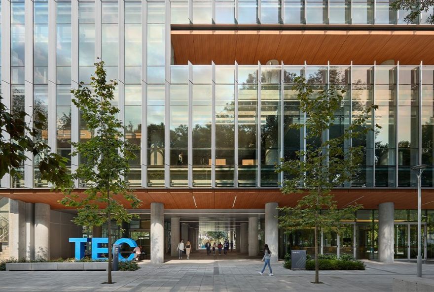 墨西哥城伊比利亚美洲科技大学分校
注:ITESM 一般指墨西哥伊比利亚美洲科技大学(Instituto Tecnológico y de Estudios Superiores de Monterrey),根据具体内容可能会有差异,若有更准确信息可进一步校正 -3