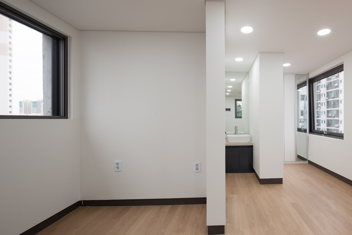 Micro Housing S / Architects H2L-38