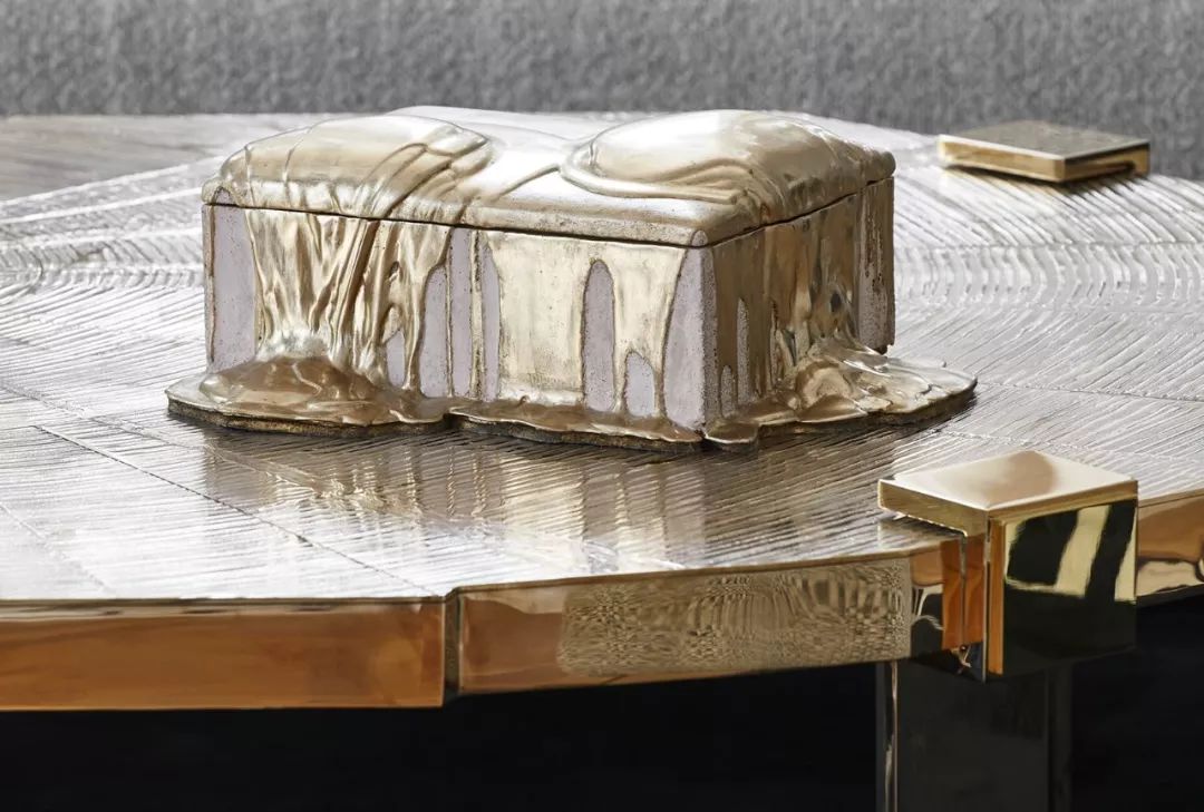 StéphanieCoutas 新古典主义设计 | 现代魔力与优雅融合-9