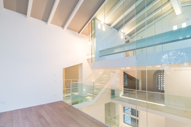 历史谷仓的现代室内重生-2