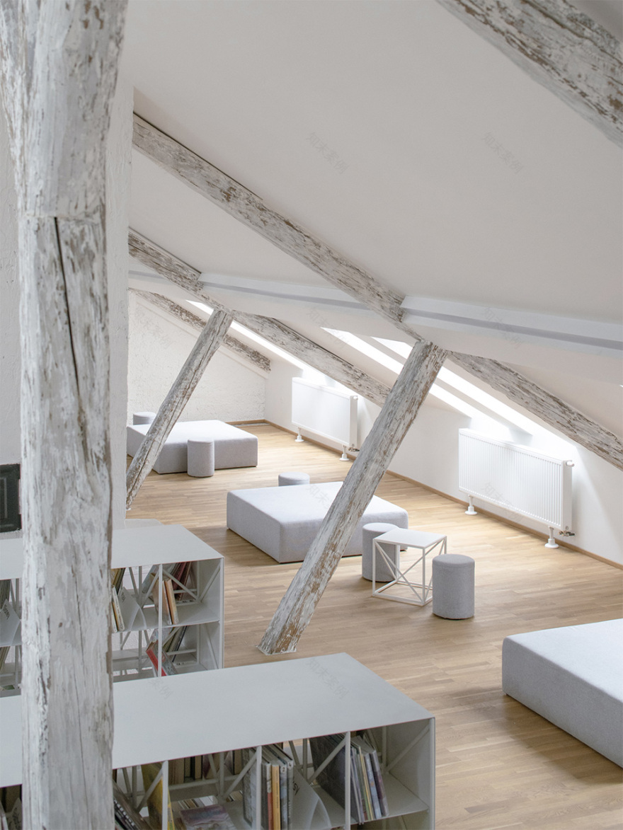 普雷绍夫P·O·Hviezdoslav区域图书馆室内改造丨斯洛伐克普雷绍夫丨DOXA + bistan architekti-52