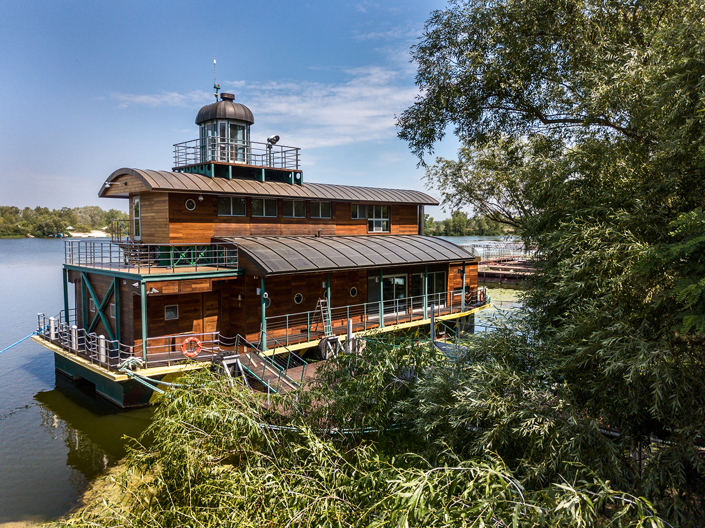 水上独特住宅,创新船屋设计-3