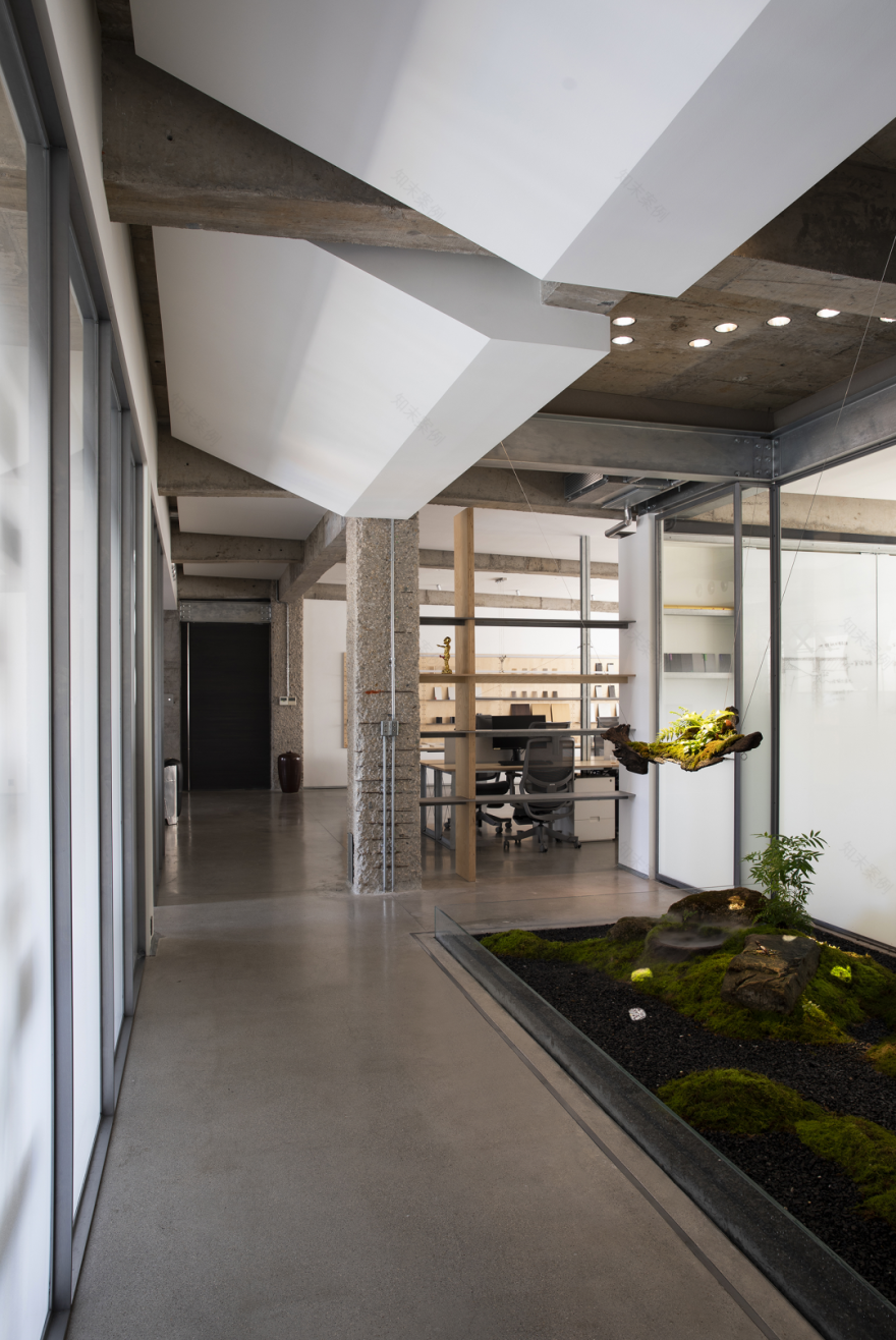 岩肆拾陸號 · 秩序且深邃的场域丨中国厦门丨岩肆拾陆号建筑装饰设计(厦门)有限公司-10