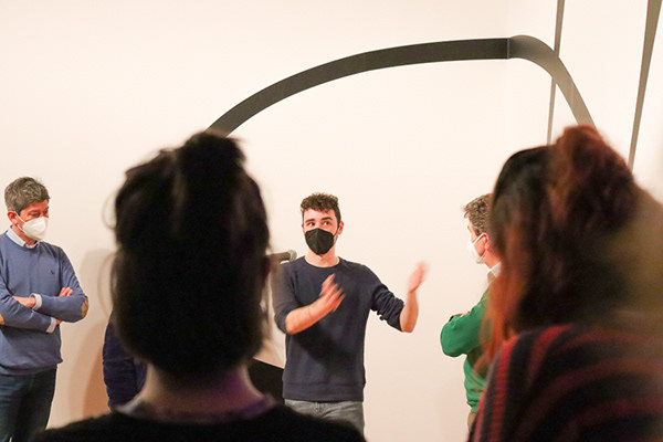 回声,一座城市的反射(注:refle·os推测应为reflejos,西班牙语反射、反响之意) -99