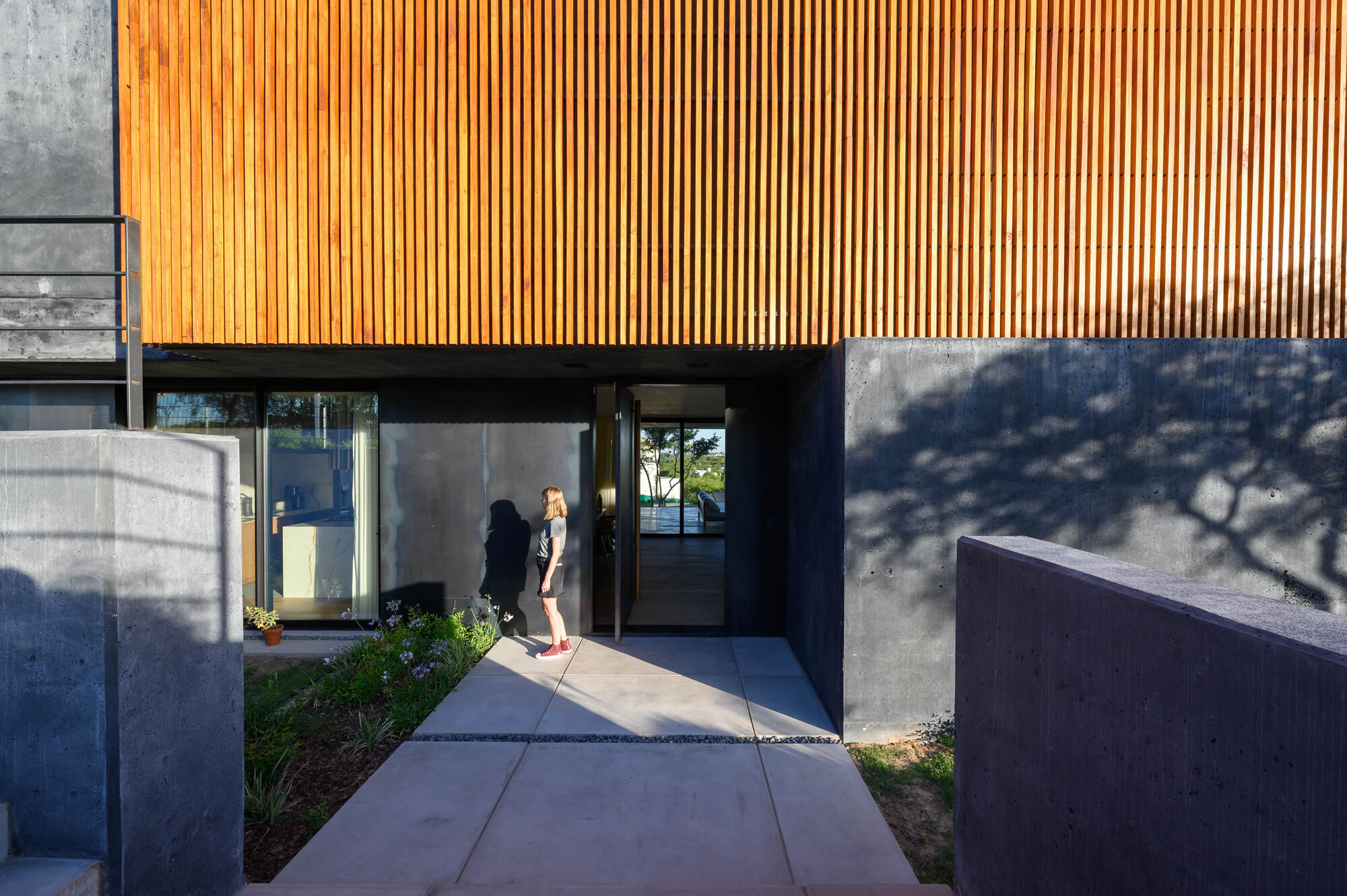 黑房子 或 黑色房屋 丨阿根廷科尔多瓦丨AR Arquitectos-9