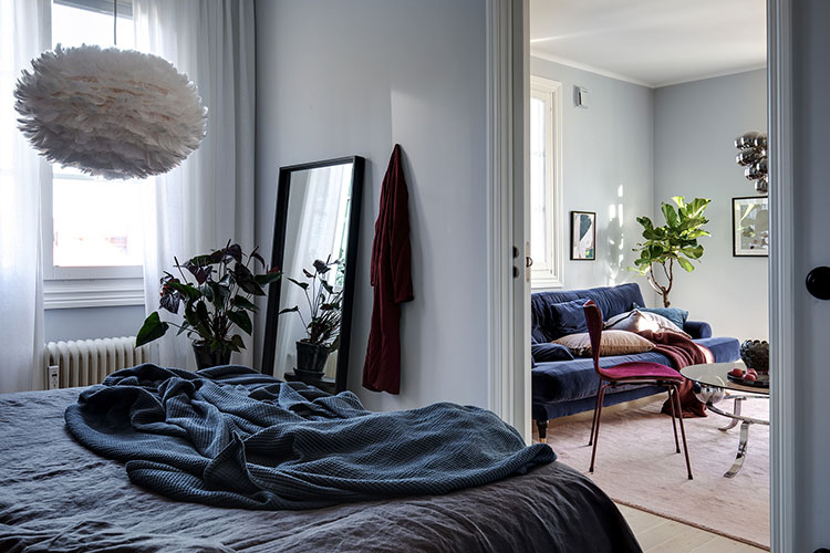 蓝色调的斯堪的纳维亚风格家居设计-22