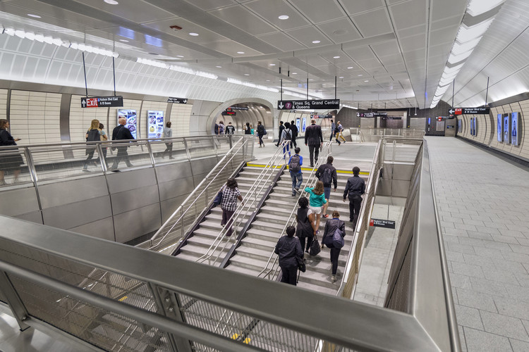 纽约 34 街哈德逊庭院地铁站 | 现代化交通设施的创新设计-16