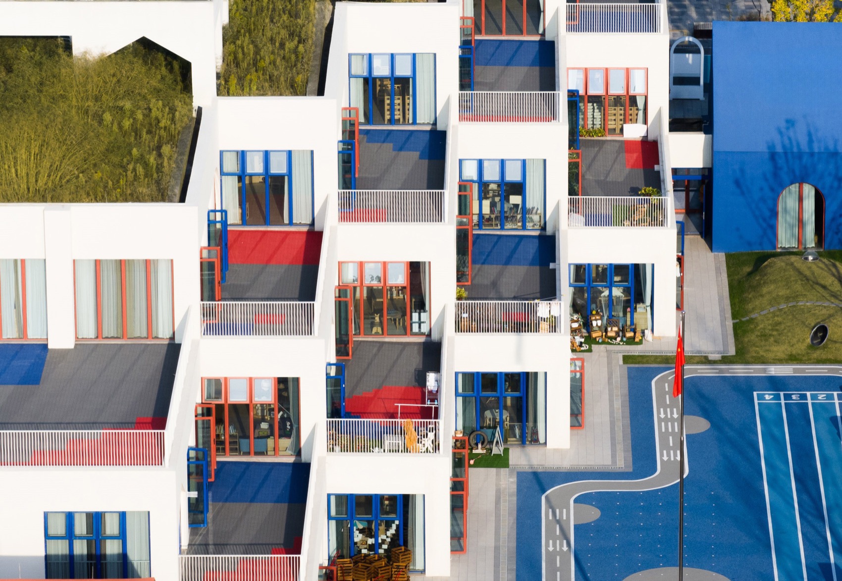 杭州良渚七贤幼儿园大溪谷园区 / CLOU-18