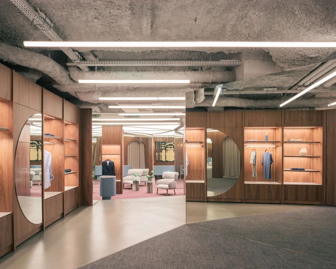 Luca Faloni Paris，法国巴黎-3