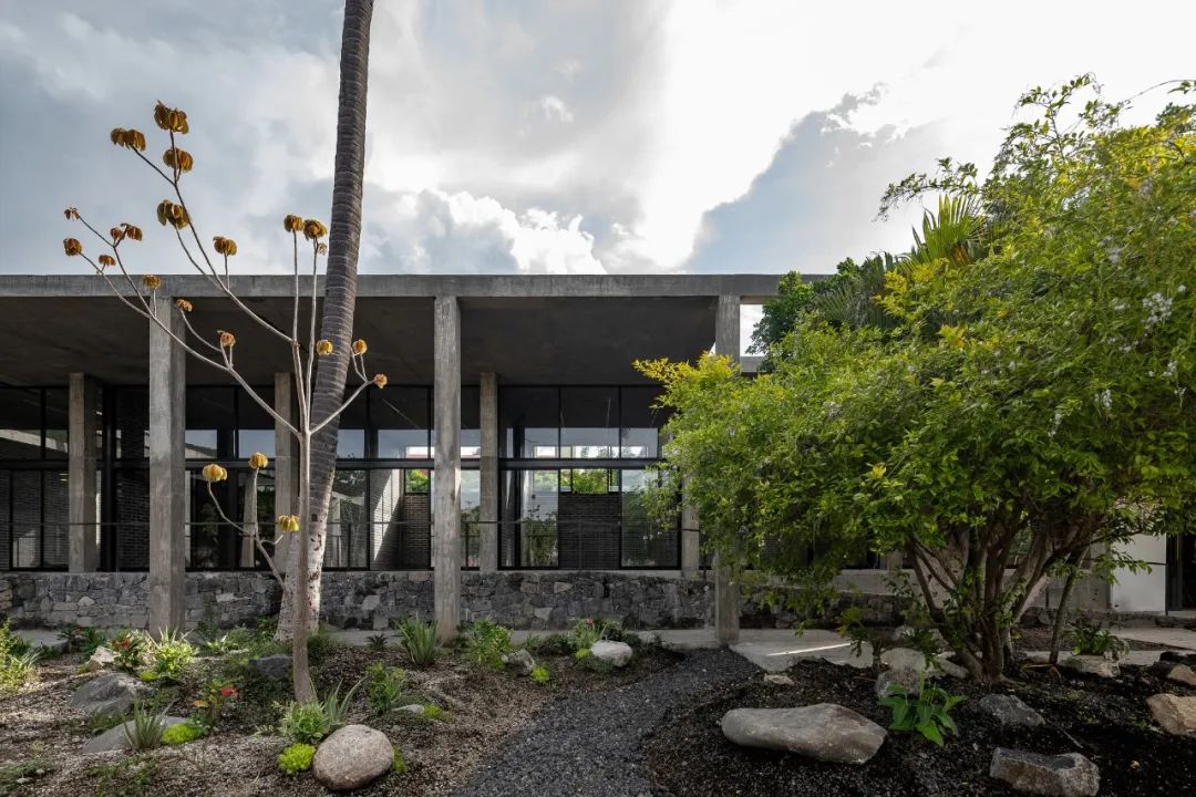 诗意的实用主义 | 墨西哥 Dellekamp 建筑公司作品解读-64