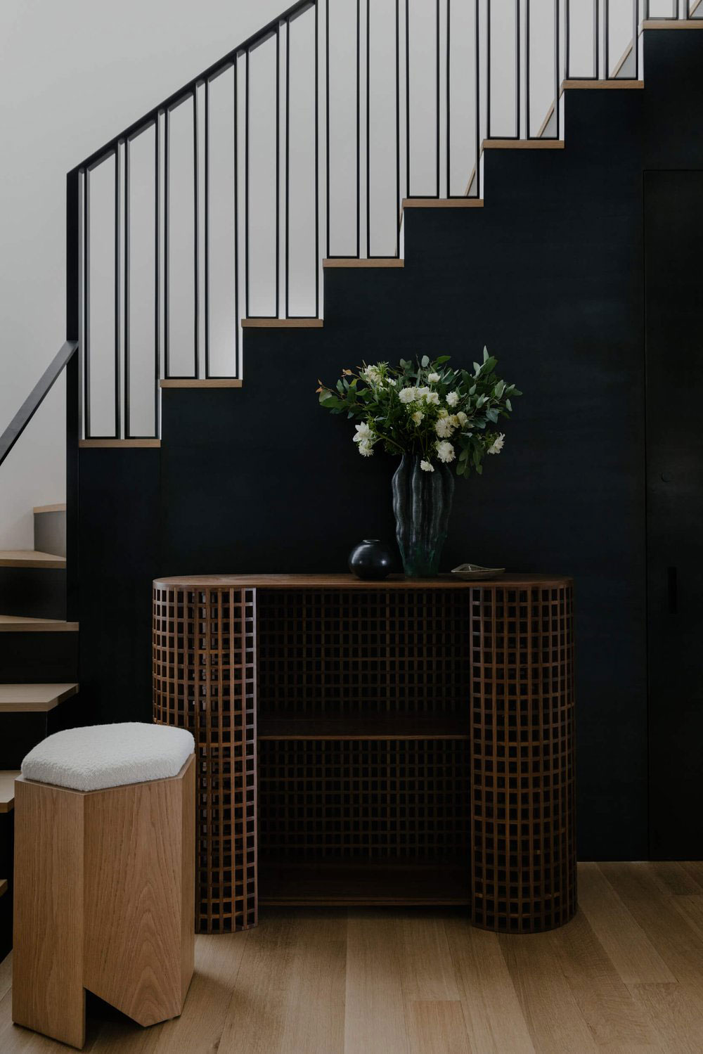 纽约时尚公寓 | 黑色卧室的独特魅力-21