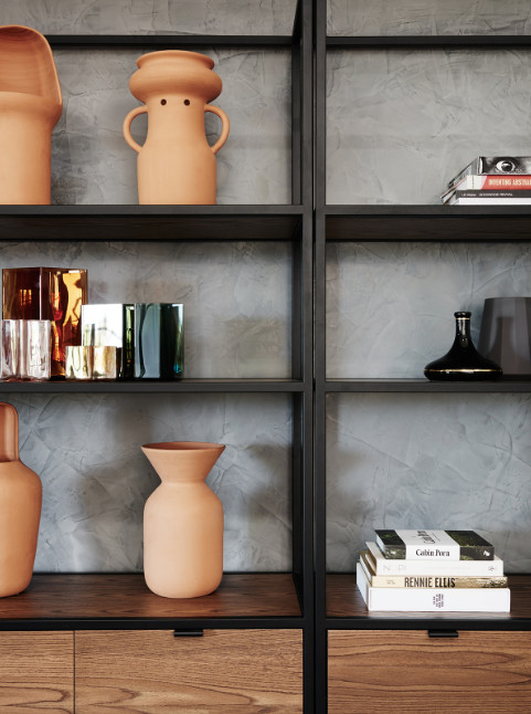 金色的;金黄色的;金的;金制的-9