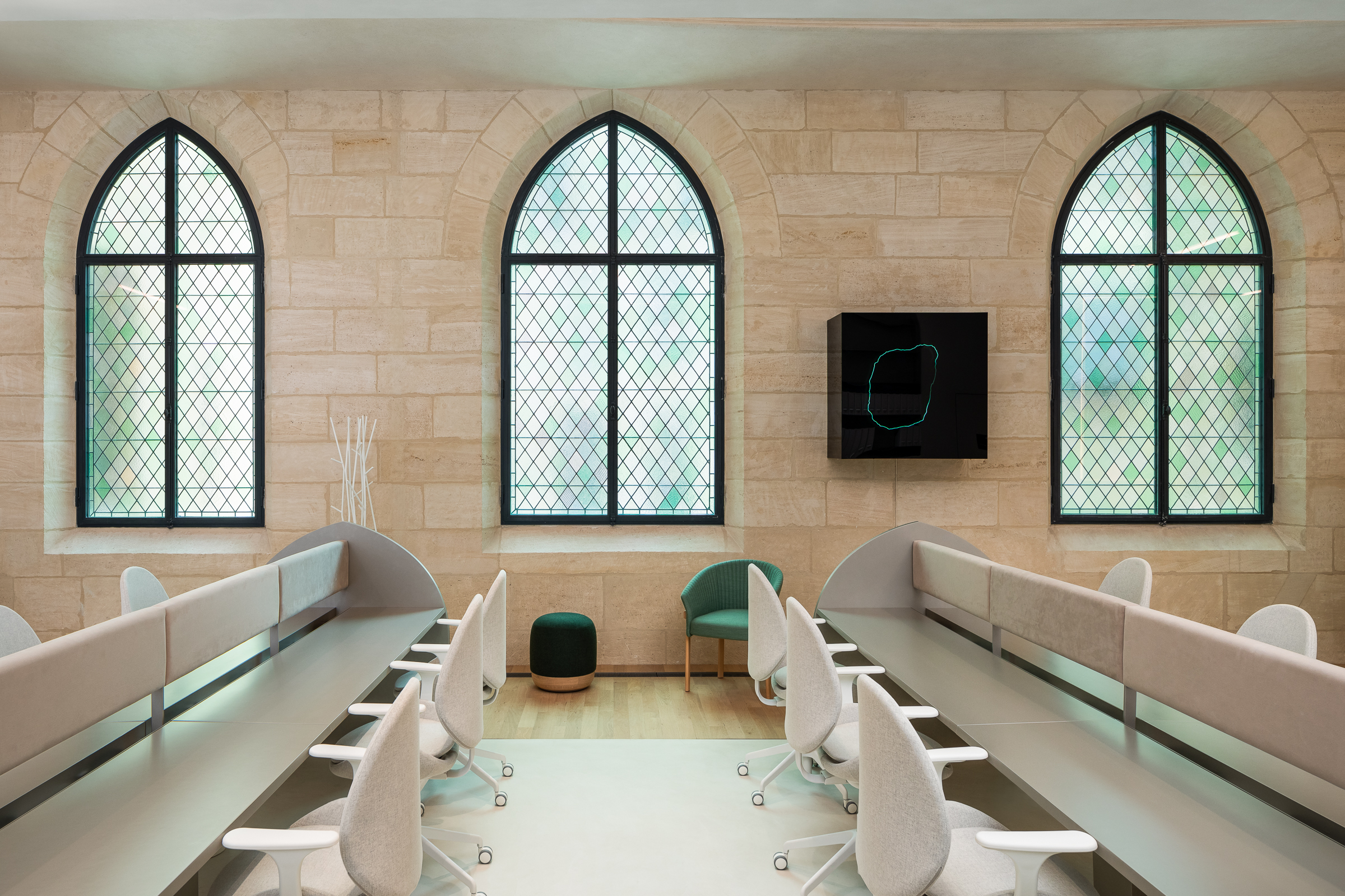 塞昂斯·多卡利斯照片丨Perrot&Richard-6