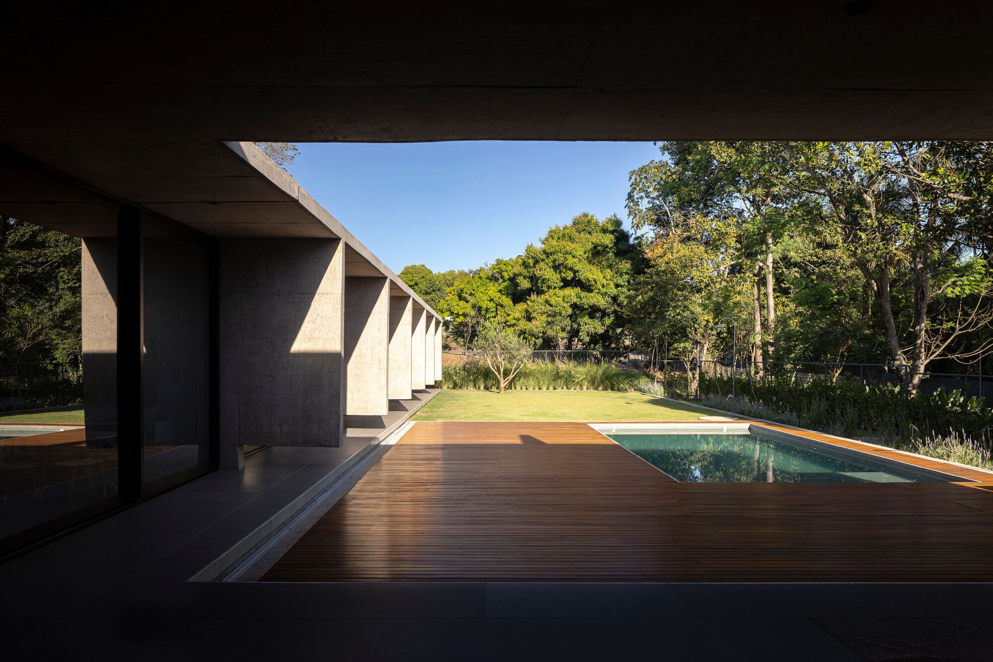 但丁之家丨巴西巴西利亚丨Bloco Arquitetos-32