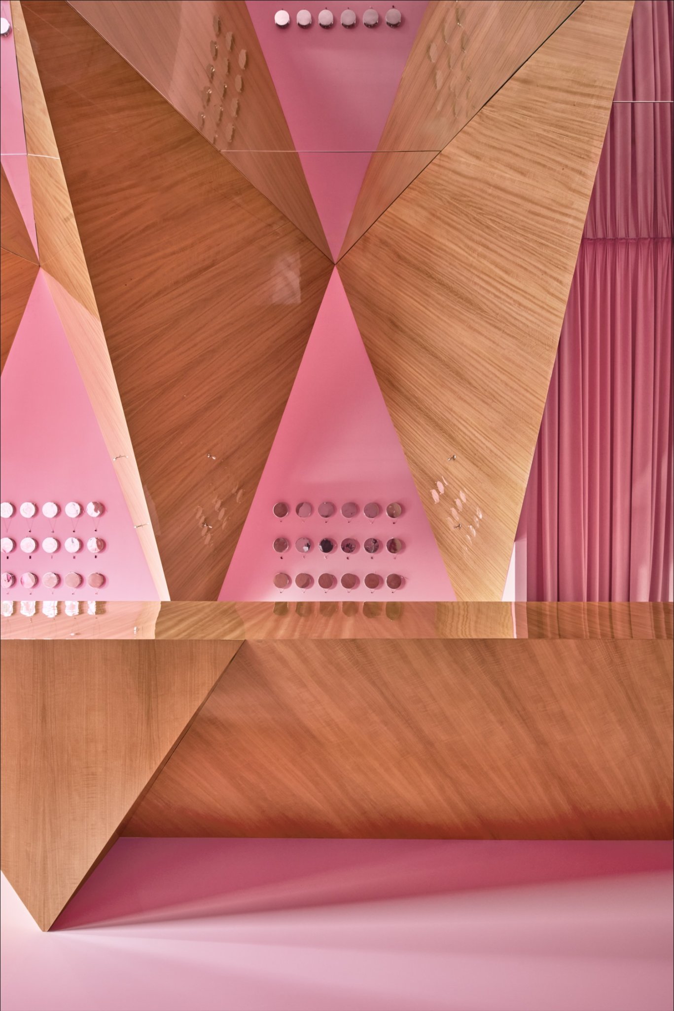 林德扎商店丨阿联酋迪拜丨Elena Lokastova-9