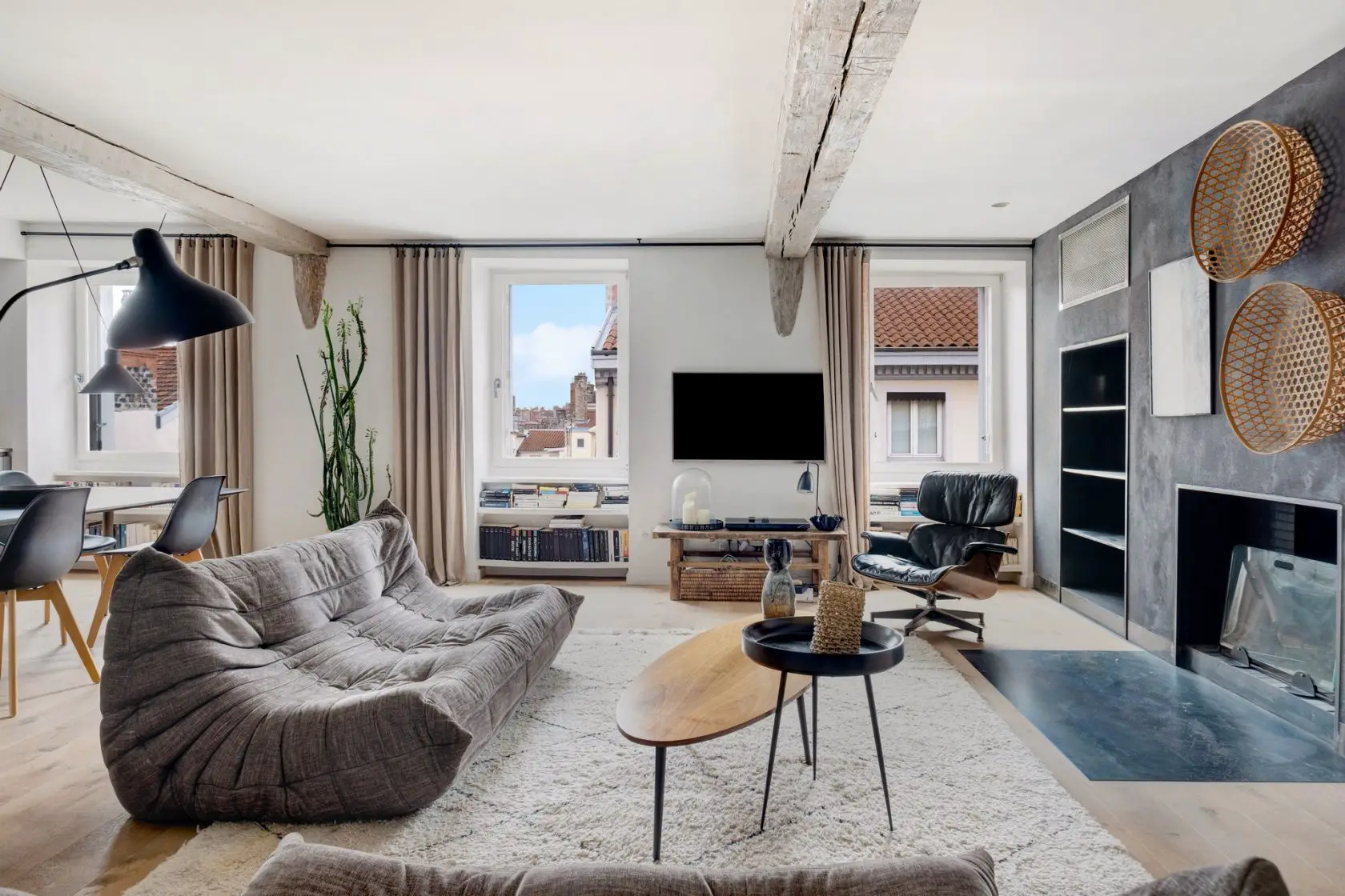 优雅设计尽显,lyon 中心复式公寓的魅力改造-4