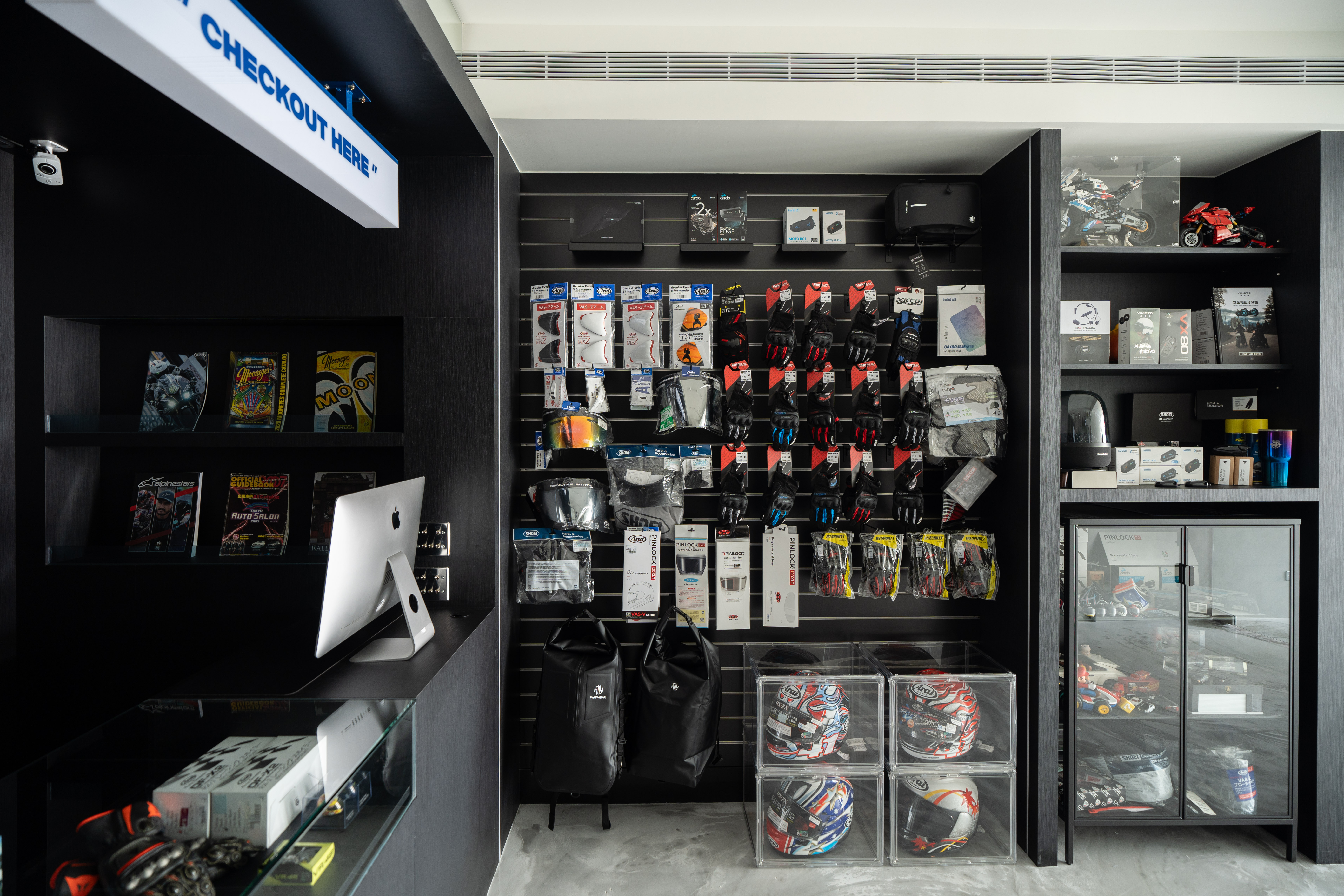 米斯特·D摩托车装备店丨中国高雄-17