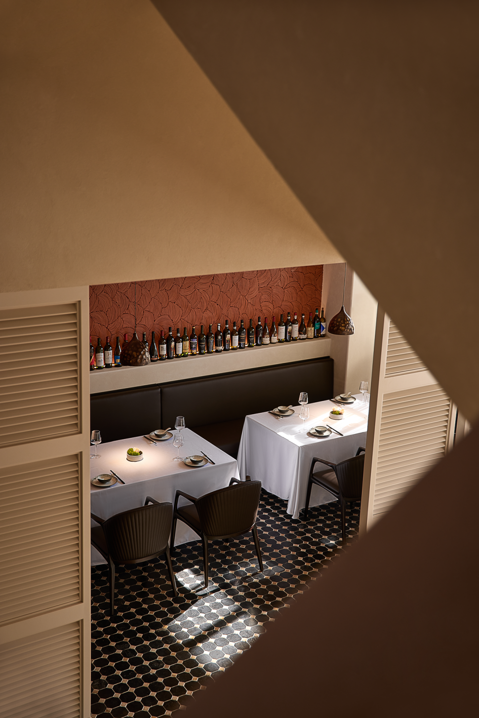 谢天新作丨在紧绷与躺平之间-24