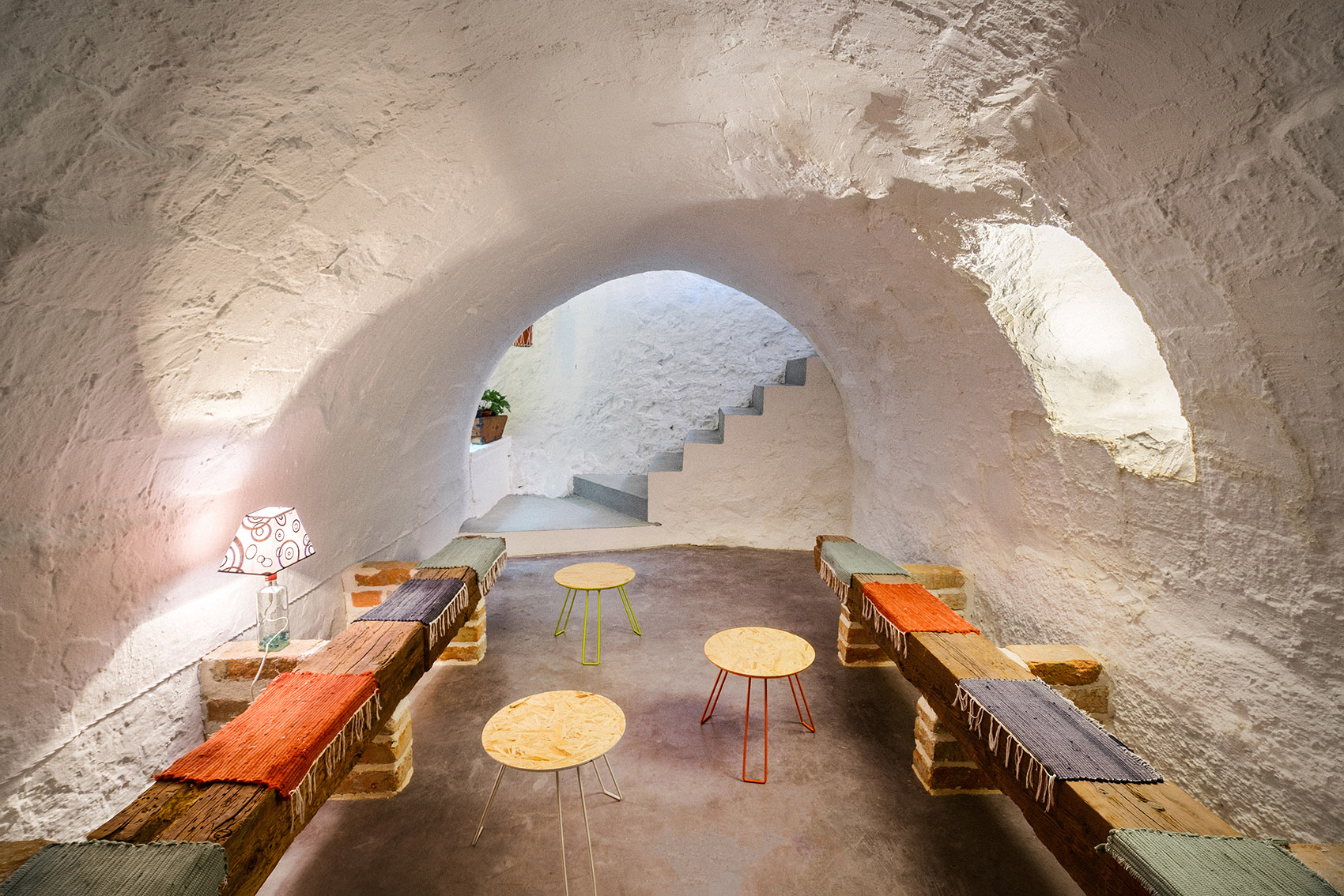 茅草屋的新时代，西班牙 / OOIIO Architecture-35