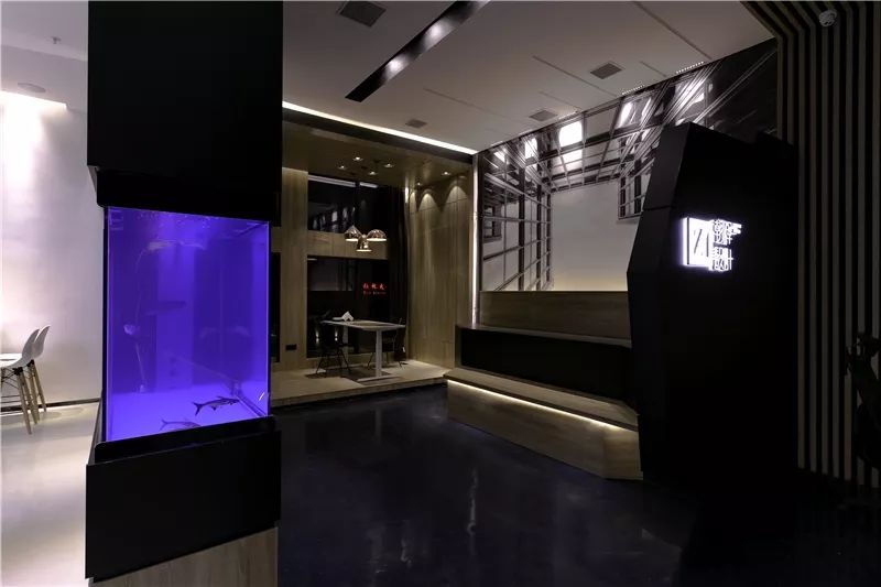 白色敬畏，现代办公空间的艺术探索-20